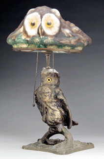 One of only six known to exist, and the first offered at public auction, this exceedingly rare Pairpoint Puffy Owl lamp sold for $86,250.