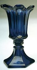 Pressed loop leaf vase in violetblue 8525