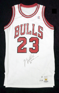 This 198889 gameused home jersey signed and worn by Michael Jordan fetched 10749