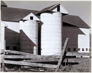 "Ranch, San Simeon Highway,” 1937, gelatin silver print, 7 ½ by 9 ½ inches. The Dayton Art Institute, gift of John W. Longstreth in memory of Mary Weston Seaman.