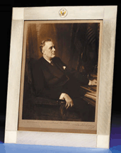 A sepiatoned photograph of Franklin Roosevelt was the top lot at 76375 purchased by the National Park Service
