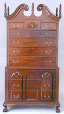 McCurdy family Chippendale chestonchest made by Richard Fosdick went to the phones for 80000 Paul collection