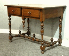 Quebec table with stretchers 9988