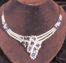 Necklace of diamonds and sapphires in 18karat gold 7475