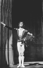 Rudolf Nureyev Curtain Call for The Sleeping Beauty August 6 1974 Courtesy Robin Platzer Twin Images