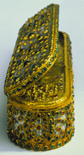 Jeweled kalemdan or gold pen box late Sixteenth Century