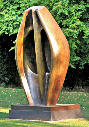 Large Totem head, 1968, near intersection of Snuff Mill Road and Azalea Way.