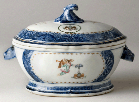 Washington was the first president general of the Society of the Cincinnati, an organization of American and French officers who served in the Revolution. He and other members purchased Chinese porcelain, like this covered tureen, decorated with the emblem of the society.