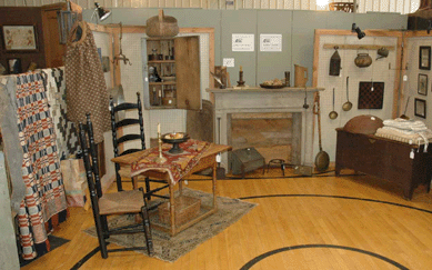 Cindy Woods Antiques / Esther Caswell, North Canton, Ohio