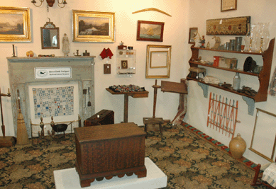 Susan Gault Antiques, Thetford Center, Vt.