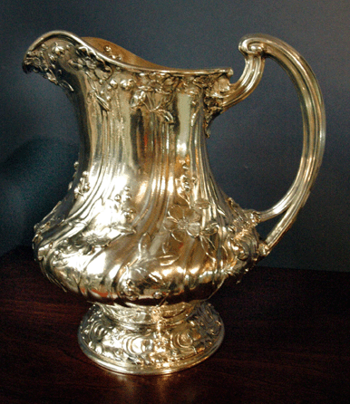 Spencer Marks, Westhampton, Mass., featured a Gorham sterling silver Art Nouveau water pitcher designed and executed for the Saint Louis World's Louisiana Purchase Exhibition in 1904. It sold to a private collector in the Greenwich area.