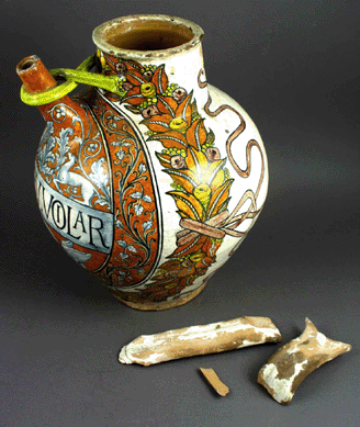 Late Eighteenth⁥arly Nineteenth Century Italian glazed pottery ewer with a broken handle and chips to the base went to a European dealer for $5,175.