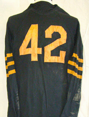 Sid Luckman's Chicago Bears game-worn football jersey from the 1940s brought $32,770.