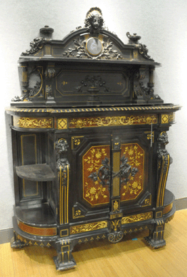 The Herter Brothers cabinet brought $230,000, selling to California dealer Brian Wetherell. "They were purchased for a client and we are taking them back home to California,†stated the dealer of his many purchases.