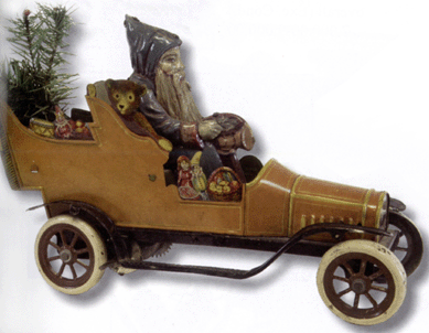 The Fischer Father Christmas car realized $39,100.