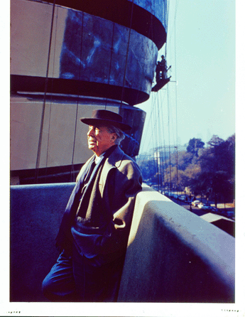 Frank Lloyd Wright died just six months before the completion of the Guggenheim Museum. He is shown here during its construction, circa 1959. ⁗illiam Short photo, ©The Solomon R. Guggenheim Foundation, New York