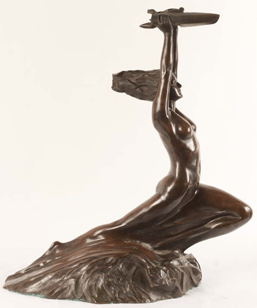 This McClelland Barclay (American, 1891‱943) rare bronze, "Spirit of Speed,†30½ inches high and inscribed with a Roman Bronze Works, New York, foundry mark was the sale's top lot at $11,400. It was won by an out-of-state collector who had flown to Florida for the auction.