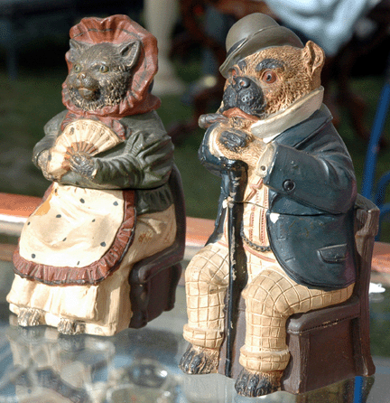 The sun sparkled off Mrs Cat and Mr Dog, an unusual pair of tobacco jars at Seagull Antiques, Acton, Mass. ⁍ay's