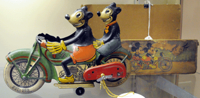 "Arguably the rarest of examples with surviving box†was the German-made Tippco Mickey and Minnie riding motorcycle tin litho toy, circa 1930. In excellent overall condition, the lot sold for $71,300.