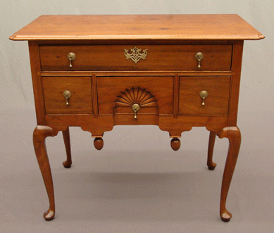 A furniture standout was this Eighteenth Century Queen Anne lowboy with a central long drawer over three drawers that performed above estimate at $6,215.