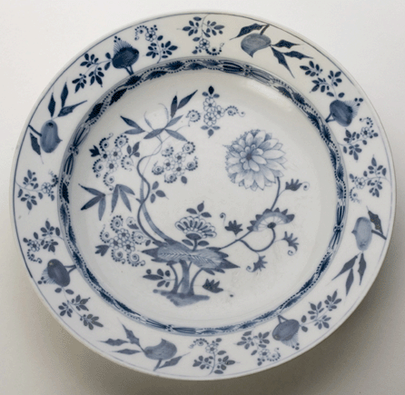 Zwiebelmuster dish, Blue Onion pattern, circa 1750. The famous Blue Onion pattern derives from a design on early Eighteenth Century Chinese porcelain intended for the European export market. By the 1800s, it became Meissen's stock-in-trade and was copied by countless European porcelain manufactories. Today, the Meissen factory continues to produce more than 750 wares decorated with the Blue Onion pattern.