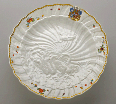 A dish from the Swan service with arms of Brühl and Kolowrat-Krakowska, circa 1738″9, features the classic marks of crossed swords in underglaze blue. The Swan service remained with the Brühl family until World War II. After the war, when the Soviets invaded Poland, much of the service was pilfered from the palace and sold to private collectors and museums outside of the country.