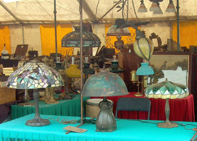 Paul McCobb from Paul Smiths, N.Y., offered his Tiffany lamps. ⁓turtevant's