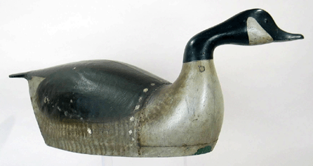 This hissing goose carving by George Boyd topped the sale, realizing $109,250.