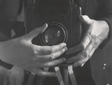 Alma Lavenson (United States, 1897‱989), "Self-Portrait (Hands),†1932, gelatin silver print, Center for Creative Photography, University of Arizona: gift of Paul Wahrhaftig.