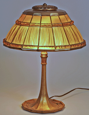 A Tiffany Studios bronze table lamp sold for $9,440.