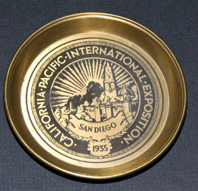 This souvenir coaster from the 1935″6 California Pacific International Exposition in San Diego featured a shining city on a hill. The fair was the first public venue at which the new Federal Housing Authority exhibited its programs to promote modern housing. Donald G. Larson Collection on International Expositions and Fairs, Special Collections Research Center, California State University, Fresno.