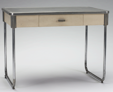 Raymond E. Patten's streamlined "Smartline†Kitchen Table, 1933‱940, was typical of the aesthetic designs featured at 1930s World Fairs to encourage consumers to update their home interiors. It was manufactured by International Nickel Company and Mutschler Brothers Company. Courtesy Yale University Art Gallery; gift of Mr and Mrs Richard Stiner, BA 1945W.