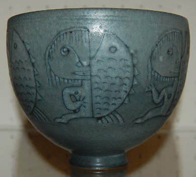 A bowl by Mary and Edward Scheier, who worked at the nearby University of New Hampshire, had a sgraffito decoration of anthropomorphic fish or piscine people and sold for $2,415.