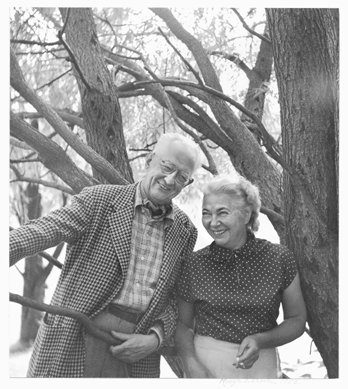 Charles Sheeler and Edith Halpert, 1953. ⁍usya Sheeler photo, courtesy Downtown Gallery records, 1824‱974, Archives of American Art, Smithsonian Institution
