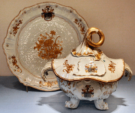 London-based Santos featured this massive Chinese Export armorial tureen, cover and stand made around 1760 for the Spanish market.