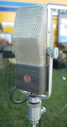 Midcentury Modern is epitomized in this RCA Type 44-BX ribbon television broadcast studio microphone, circa 1940s, at Fennick & Co., New York City. ⁈eart-O-The Mart