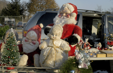 The Perfect Thing, Pound Ridge, N.Y., gets ready for the holiday season with vintage Christmas decorations.
