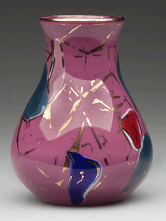 Selling for $5,463 against the $2/3,000 estimate was this Mount Washington Lava / Sicilian glass vase, a rare shiny raspberry example with multicolor inclusions and gilt decoration, graceful bulbous-base form and polished pontil mark. Mount Washington Glass Co., 1878‸0, 4 inches high.