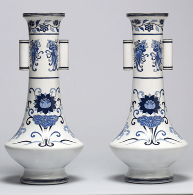 Pair of vases decorated with blue and white ceramic designs, Hattori Tadasaburo, enamel. 
