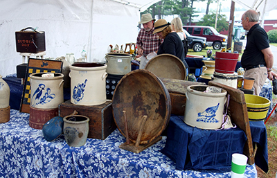 Americana Antiques  DSC05405_small