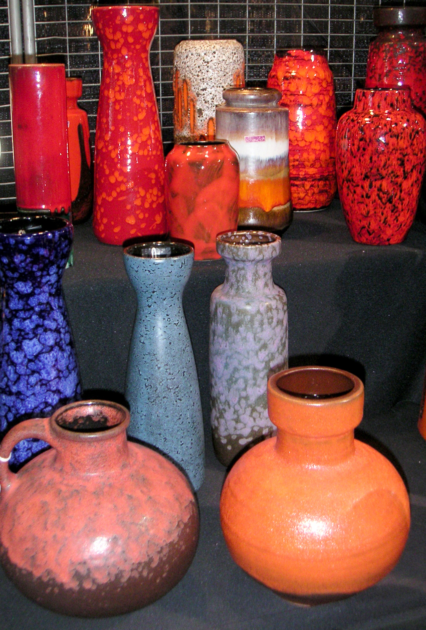 Harry & Ginny’s Antiques, Brookhaven, N.Y., brought a large selection of West German midcentury pottery. The large variety of vivid glazes, including an eye-popping orange, was a huge hit with customers. Ginny reported that the West German pottery is very popular with collectors.
