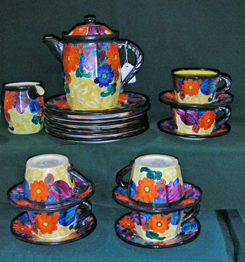 Antiques from Home, Frederick, Md., offered a fine example of Joseph Mrazek’s peasant art industry with this collectible coffee pot set.  Owner Judith Lesser is a well-versed dealer who lectures on English Art Deco and freely shares her knowledge with show attendees.
