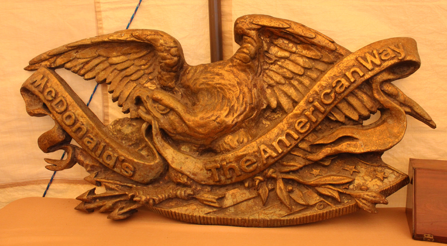 The purpose of this bicentennial eagle of gilded fiberglass for<br>McDonald’s Corporation was unknown, but for John Bourne, Pittsford, Vt.,<br>it was folk art plain and simple. —Hertan’s