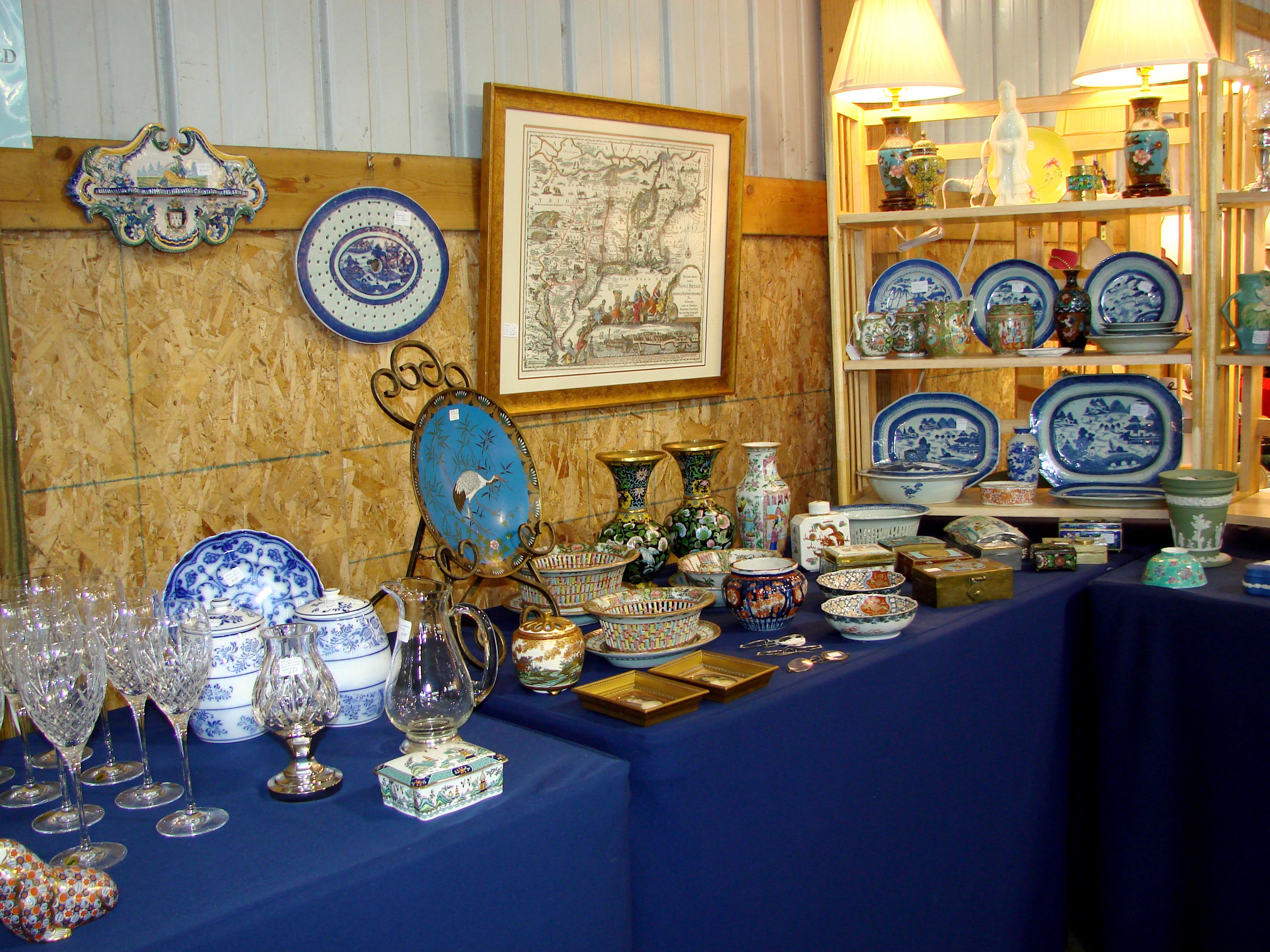 East Chesterfield Antiques, Sudbury, Mass., brought a selection of blue Canton porcelain and other Asian items.