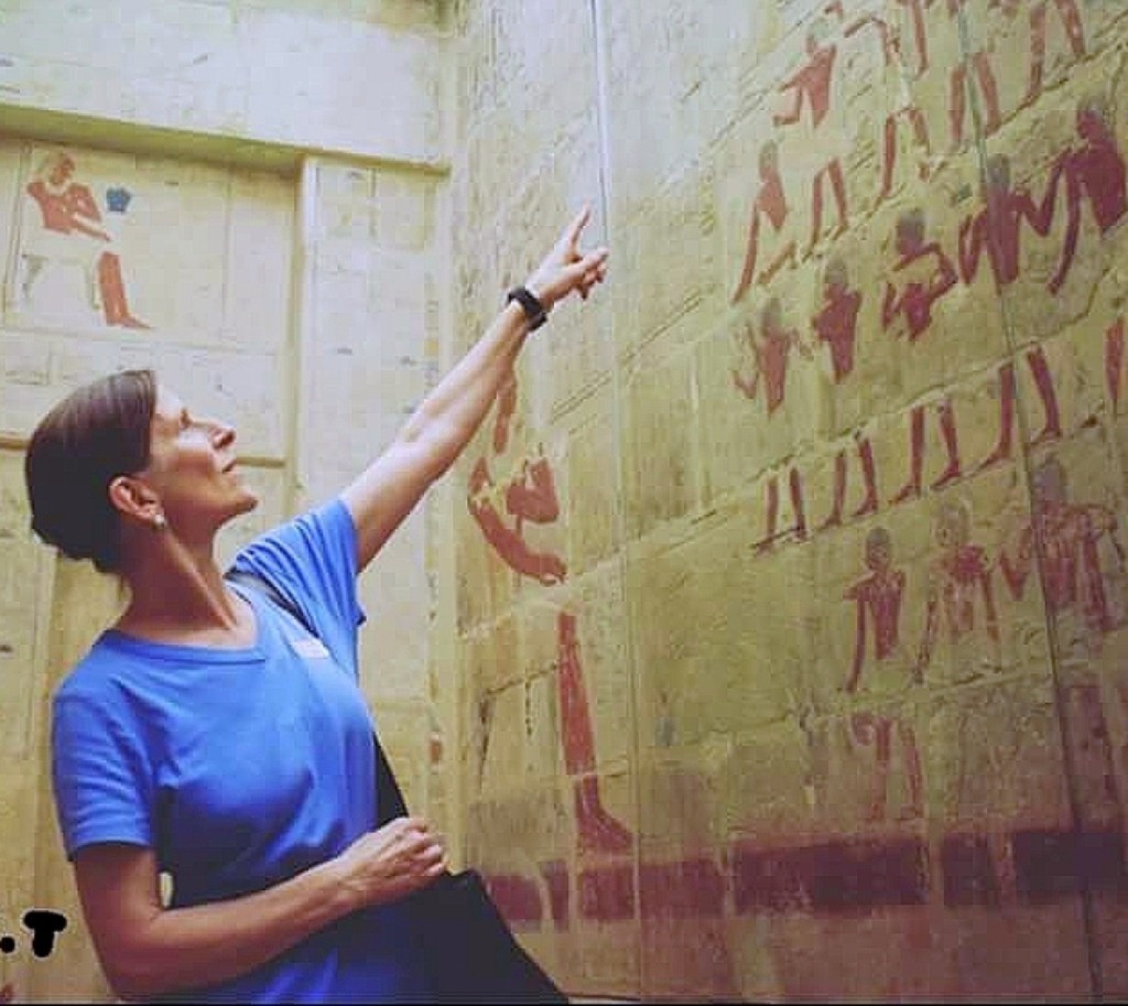 Journalist Eve Kahn on the hunt at the Metropolitan Museum of Art.