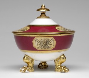 Sugar bowl and cover for James Monroe (president 1817-1825), made by the partnership of Dagoty and Honoré, Paris, 1817. Porcelain with printed, enamel and gilt decoration. Gift of the McNeil Americana Collection, Philadelphia Museum of Art.