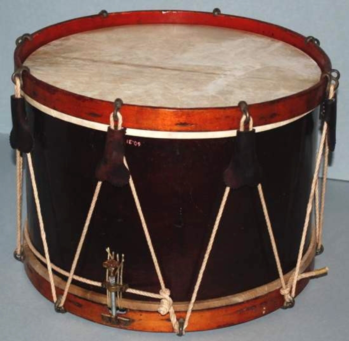 The drum was restored with new ropes, snares and goatskin drumheads, all accurate to its time period.