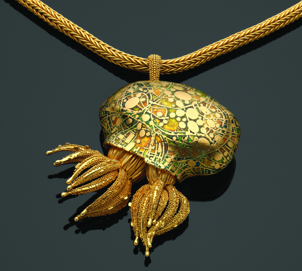John Paul Miller (1918–2013), an American jewelry designer and goldsmith, was honored with an exhibition at the Cleveland Museum of Art in 2010. Enameling and granulation were among the techniques he used to ornament his creatures of earth, sky and sea, illustrated in “Polyp Colony,” 1995.