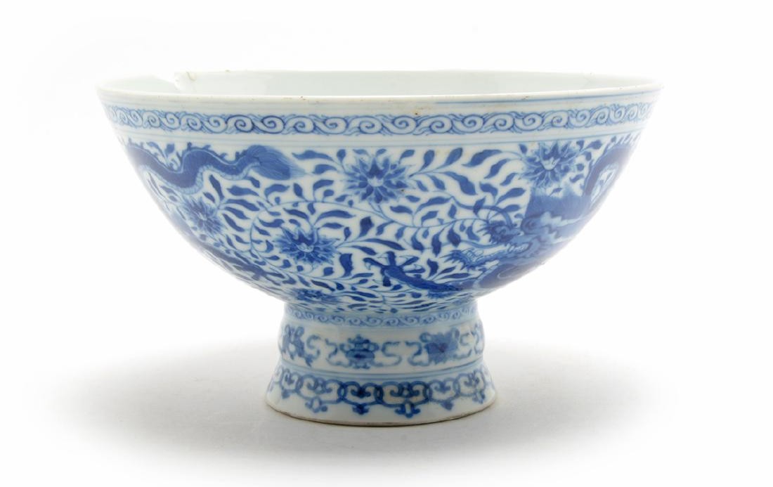 blue dragon vase