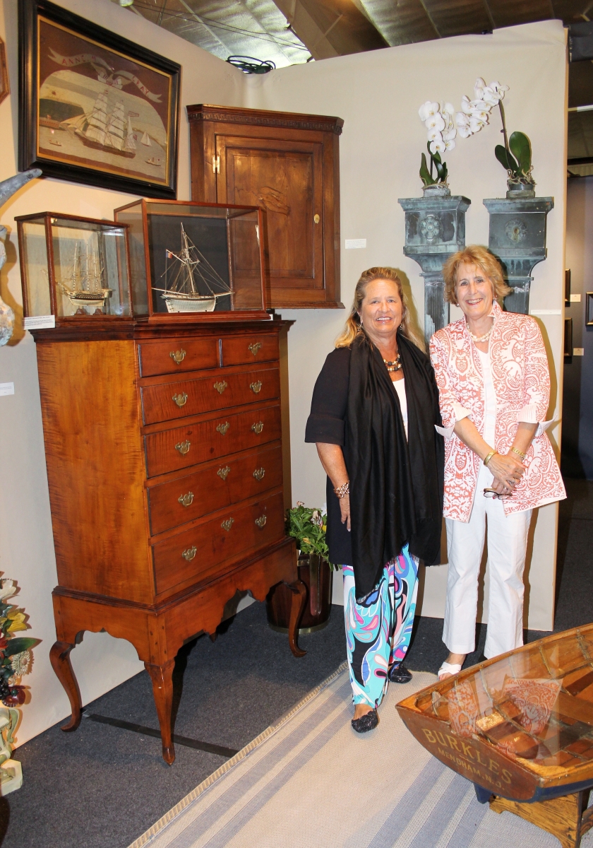 Show chairman Anne Hamilton, left, with manager Diana Bittel in Bittel’s booth.